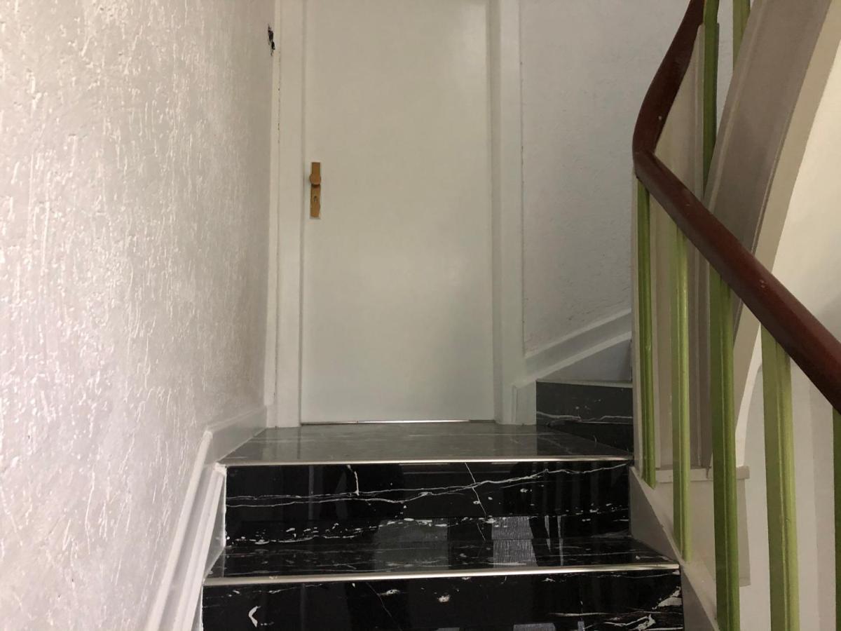 Appartement M/P à Duisbourg Extérieur photo