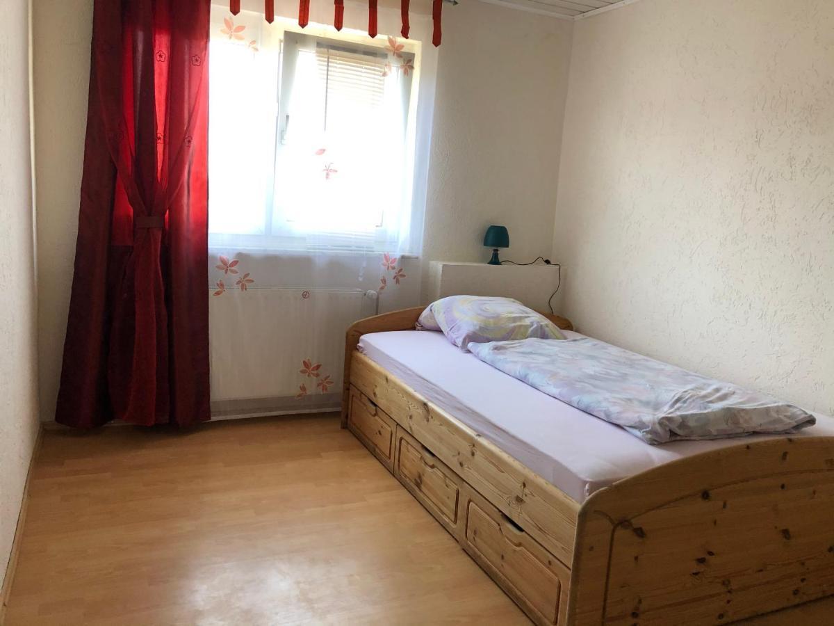 Appartement M/P à Duisbourg Extérieur photo